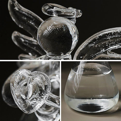 Soliflore Ange transparent en Verre présentation détails du coeur, des ailes et du contenant.