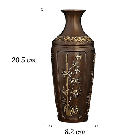 Vase ancien chinois marron motif bambou doré en Laiton dimensions sur fond blanc.