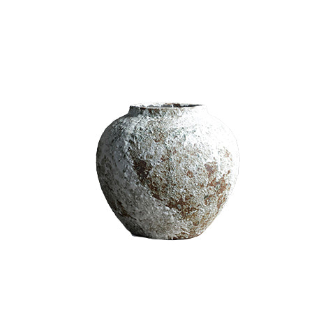 Vase ancien en grès artisanal modèle petit.