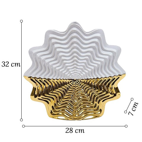 Vase artistique doré et blanc en céramique modèle A avec dimensions.