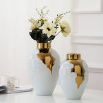 Vase Blanc et Or Motif Feuilles de Houx - Vignette | Vase Cute