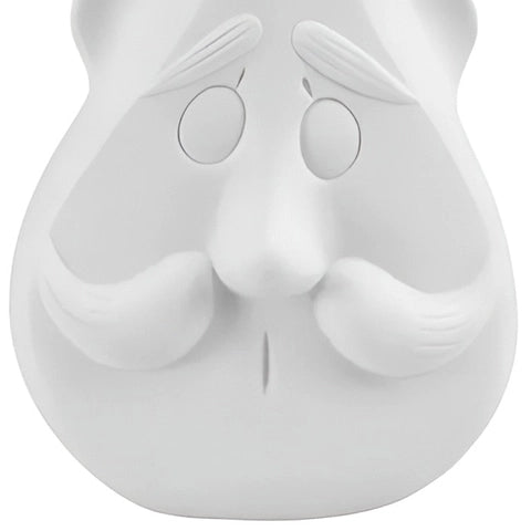 Vase Blanc Visage Monsieur Moustache en céramique détails du visage vu de près.