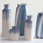 Vase Bouteille Blanc et Bleu Peint à la Main - Vignette | Vase Cute