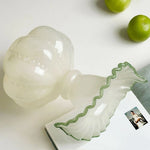 Vase Élégant Rond avec Col Forme Feuille Dentelée - Vignette | Vase Cute