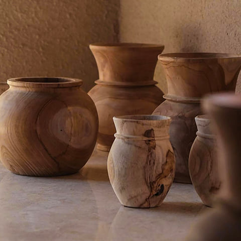 Vase forme pot rétro en bois présentation de différents modèles.