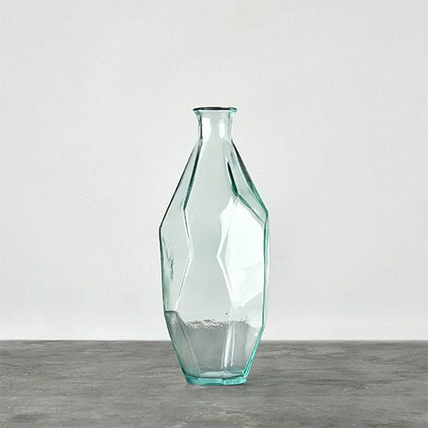 Vase géométrique polygonale transparent en verre modèle Haut sans fleurs.