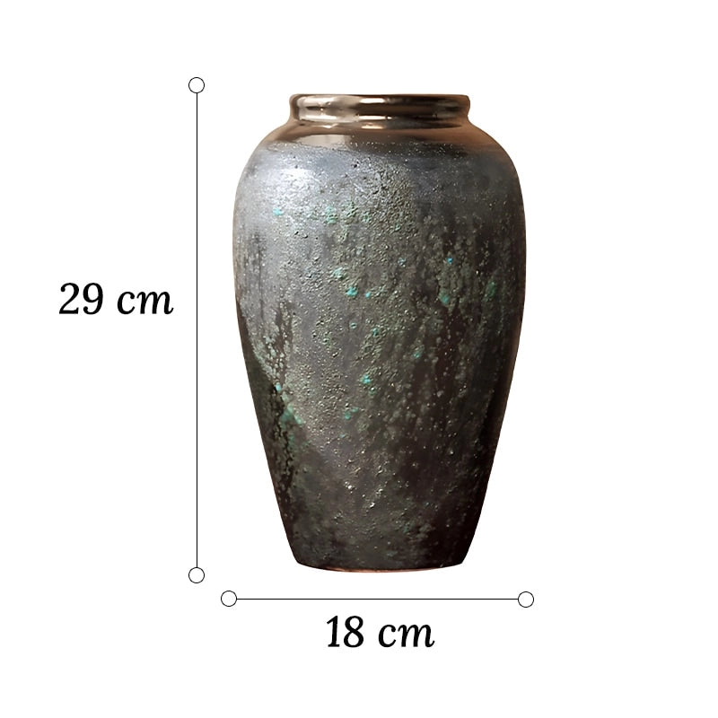 Vase Ovoïde en Grès Vieilli Finition Patinée Col Bronze dimensions du modèle M 29cm sur fond blanc.