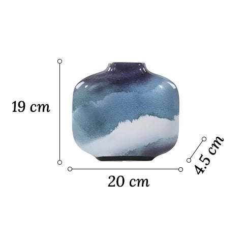 Vase Paysage d'Encre Créatif en Céramique dimensions du modèle C sur fond blanc.