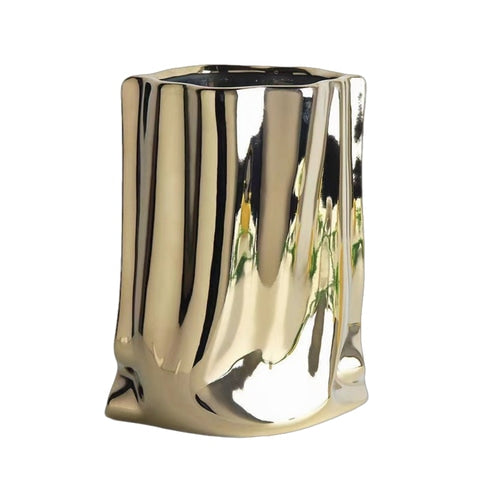 Vase plissé élégant or ou argent en céramique modèle Doré.