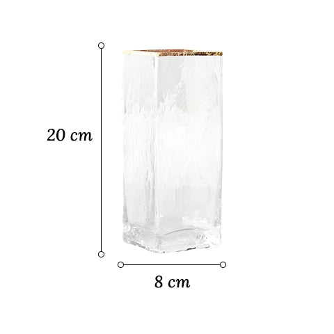 Vase rectangulaire opalisé bordure dorée en verre dimensions du modèle S sur fond blanc.