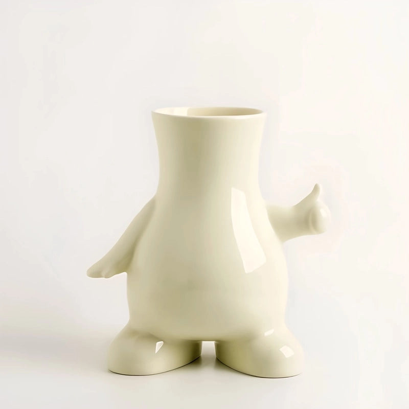 Vase Tendance Bonhomme Dessin Animé présentation du modèle B sans fleurs sur une table blanche.
