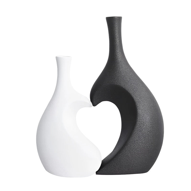 Vase Tendance Duo Cœur Design en Céramique modèle Duo Blanc et Noir.