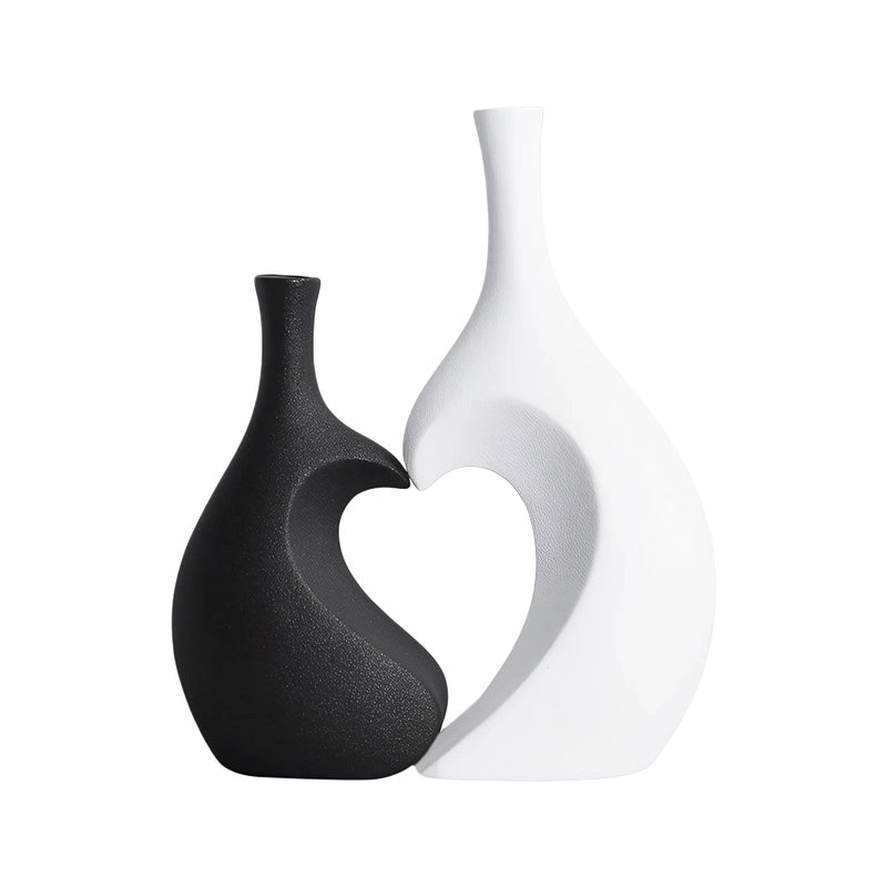 Vase Tendance Duo Cœur Design en Céramique modèle Duo Noir et Blanc.