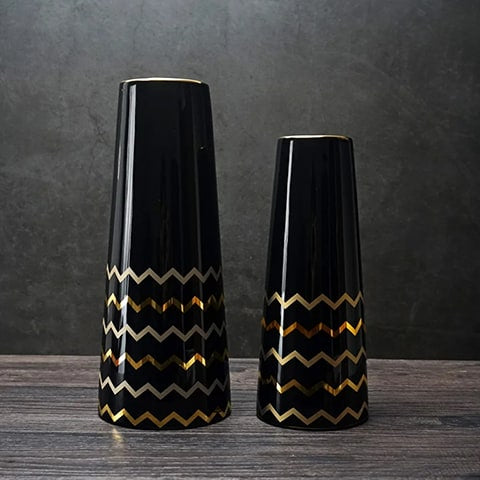 Vase trapèze noir motif doré présentation modèles Grand et Petit, côte à côte, sans fleurs.