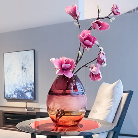 Présentation du modèle M avec fleurs.