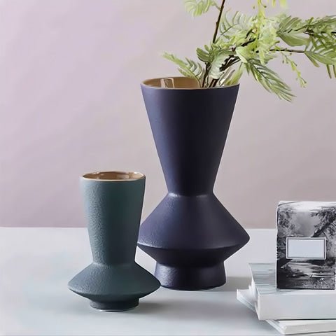 Vase effet givré couleurs variées en Céramique décoratif Présentation Couleur Vert et Couleur Bleu avec tige verte.