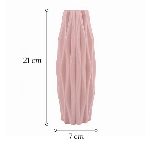 Vase motif origami ondulé blanc ou rose en Polypropylène dimensions modèles Blanc & Rose