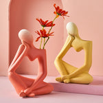 Vase Soliflore Design Figurine Pensive   (Céramique) - Vignette | Vase Cute