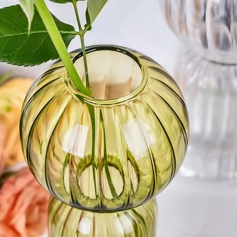 Soliflore forme bilboquet coloré en verre détails du col zoomé.