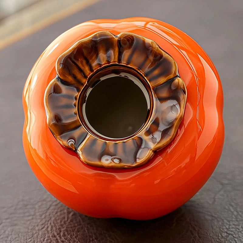 Soliflore Forme Kaki Fruit Exotique en Céramique présentation détails du col, vu de près.