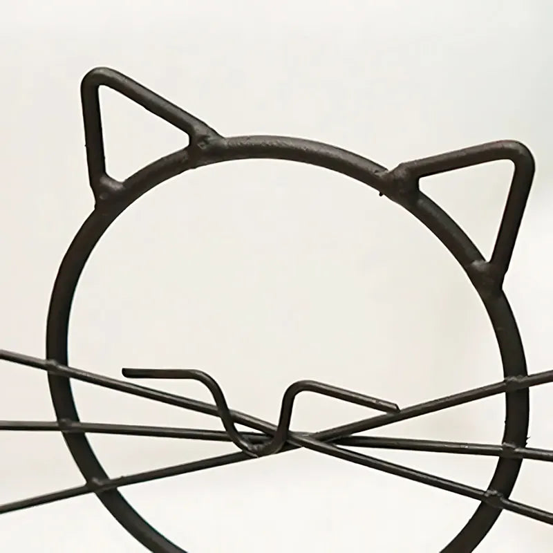 Soliflore Petit Chat Cœur Craquant présentation du cadre tête de chat vue de près, modèle noir.