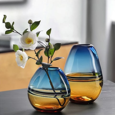 Vase bicolore orange et bleu en verre présentation des modèles S avec fleurs et L sans fleurs
