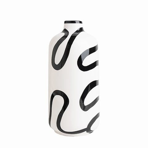Vase blanc lignes abstraites noires design sur fond blanc
