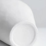 Vase Blanc Moucheté Forme Cruche avec Anse - Vignette | Vase Cute