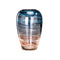 Vase Bleu Nuancé Élégant en verre modèle A sans fleurs sur fond blanc.
