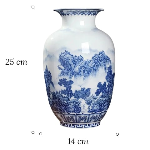 Vase chinois ancien modèle paysage avec dimensions sur fond blanc