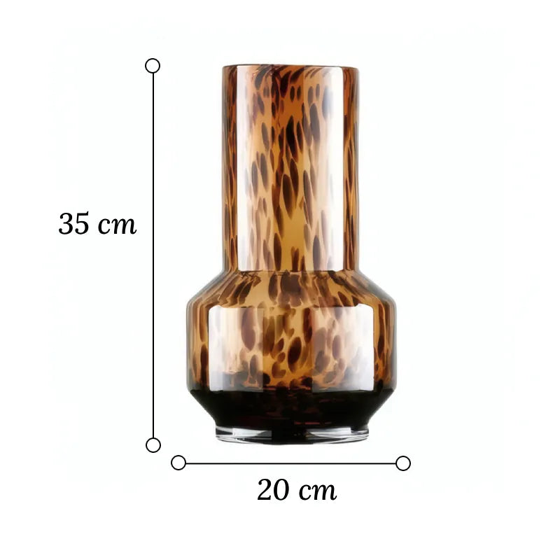 Vase Léopard Translucide dimensions du modèle A 35cm sur fond blanc.