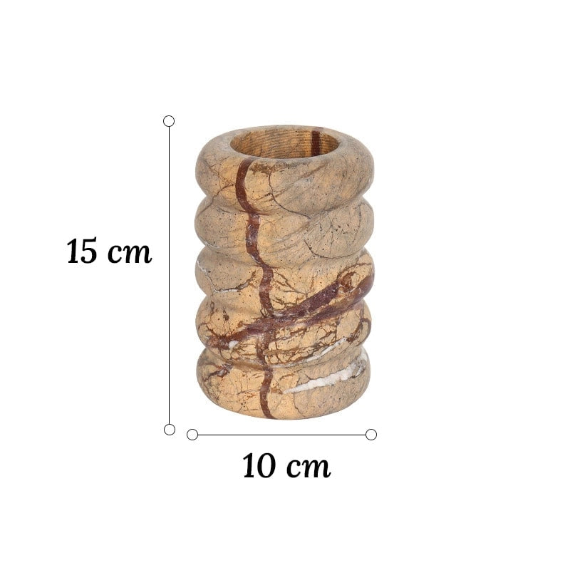 Vase Longiligne Ondulé Effet Bois, dimensions du modèle Petit 15 cm sur fond blanc.