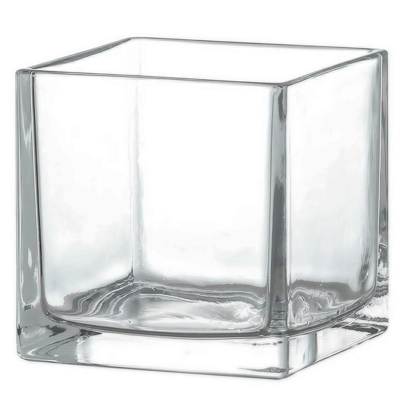 Vase Petit Cube Décoratif Transparent, présentation détails sans fleurs, prise de vue de près.