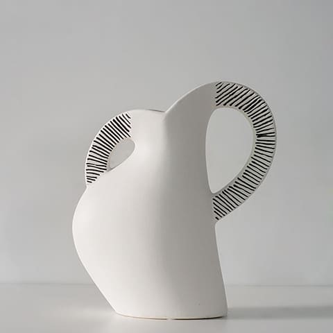 Vase scandinave blanc et noir présentation