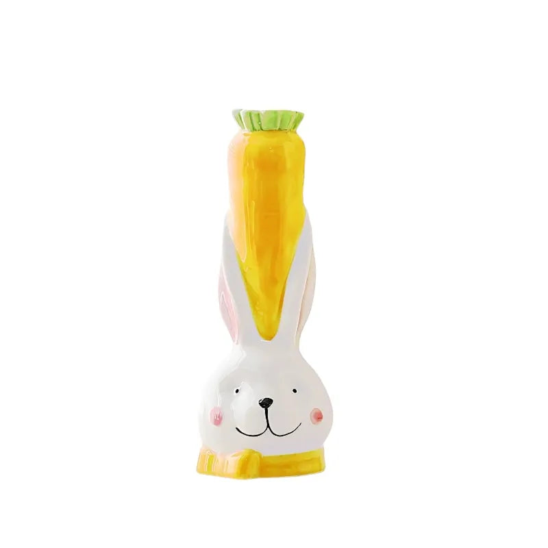 Vase Soliflore Tête de Lapin et Carotte, présentation du modèle orange sur  fond blanc sans fleurs.