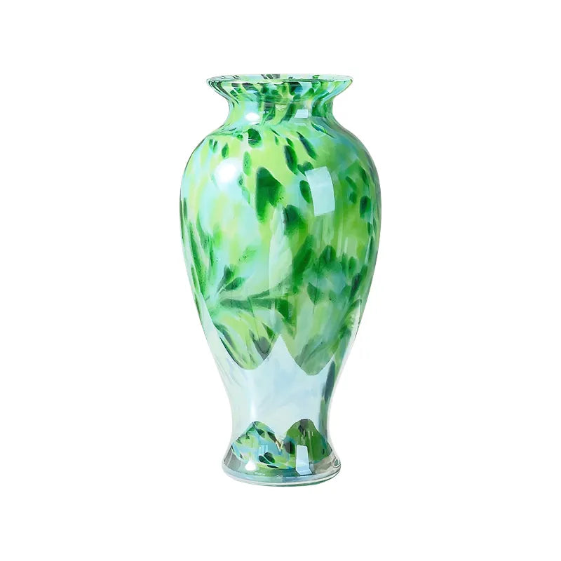 Vase Vert Émeraude Raffiné Motif Abstrait, présentation sur fond blanc.