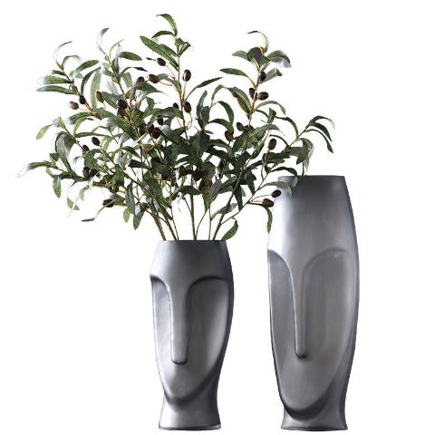 Présentation vases d'intérieure tailles Petit avec tiges florales & Grand sans fleurs sur fond blanc