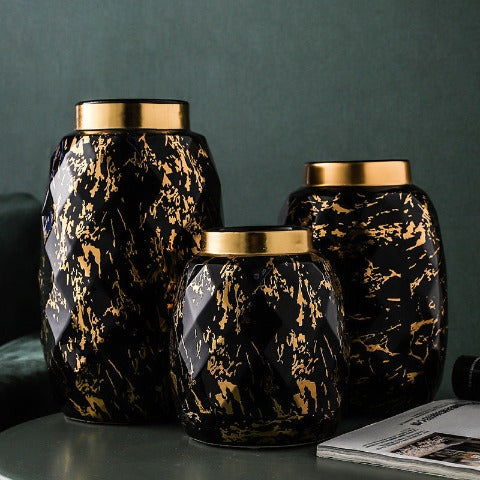 Vase créatif blanc ou noir doré en Céramique luxueux Modèles Noir L & Noir S & Noir M Présentation