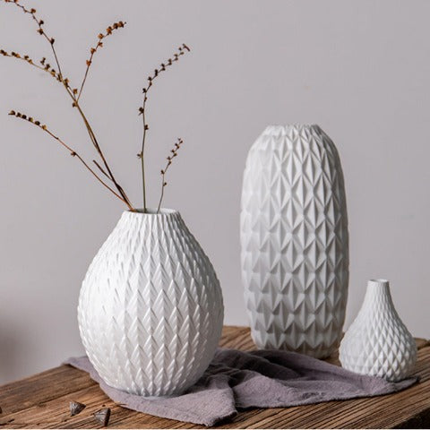 Vase créatif moderne à motifs blancs en Céramique présentation styles A & B & D