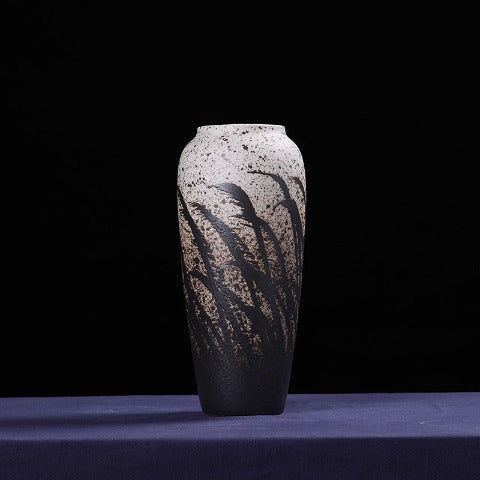 Vase en céramique artisanal Modèle A présentation sans dimensions