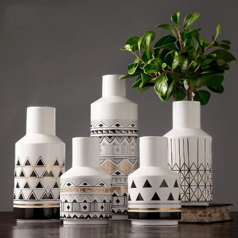 Vase peint avec motifs anciens en Céramique ancien Style A & Style B & Style C & Style D & Style E