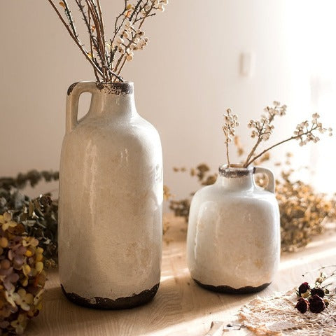 Vase pichet rétro blanc laiteux avec petite anse en Céramique tailles Grand & Petit présentation & comparaison